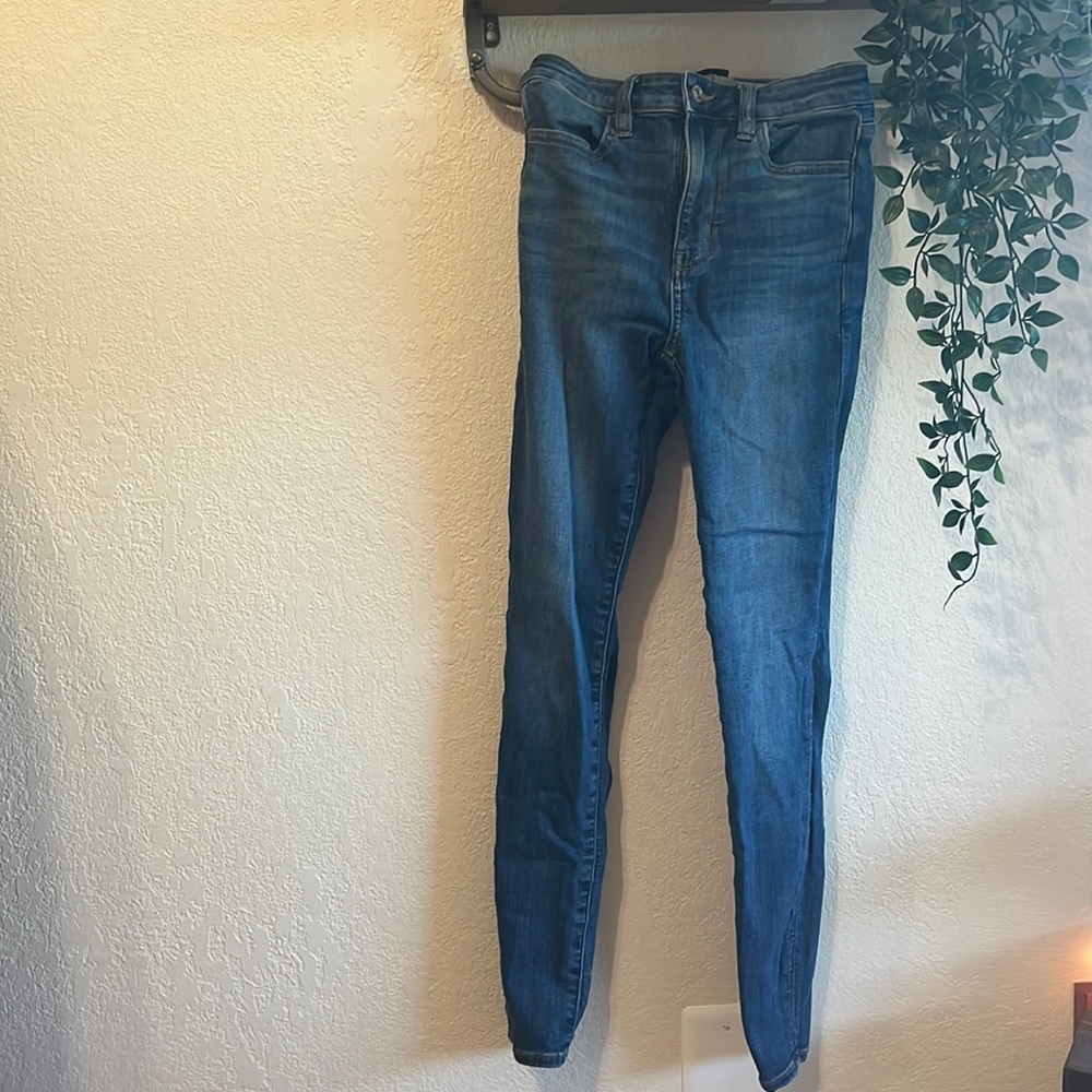 AE jeans, light wash, super stretchy